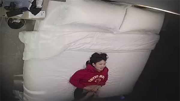 最新流出乐橙酒店摄像头偷拍情侣_